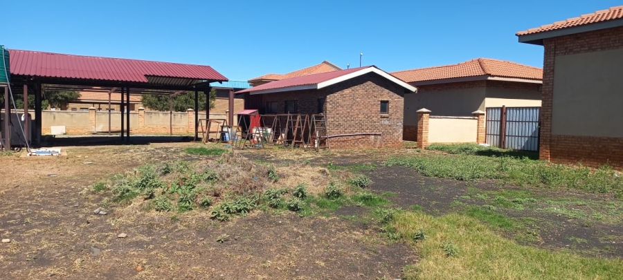 To Let commercial Property for Rent in Potchefstroom Industrial North West